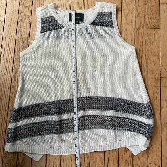 LOVEMARKS SWEATER - Picture 7 of 7